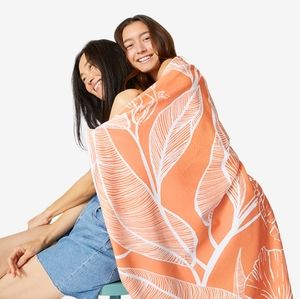 Outdoor Roundie Blanket